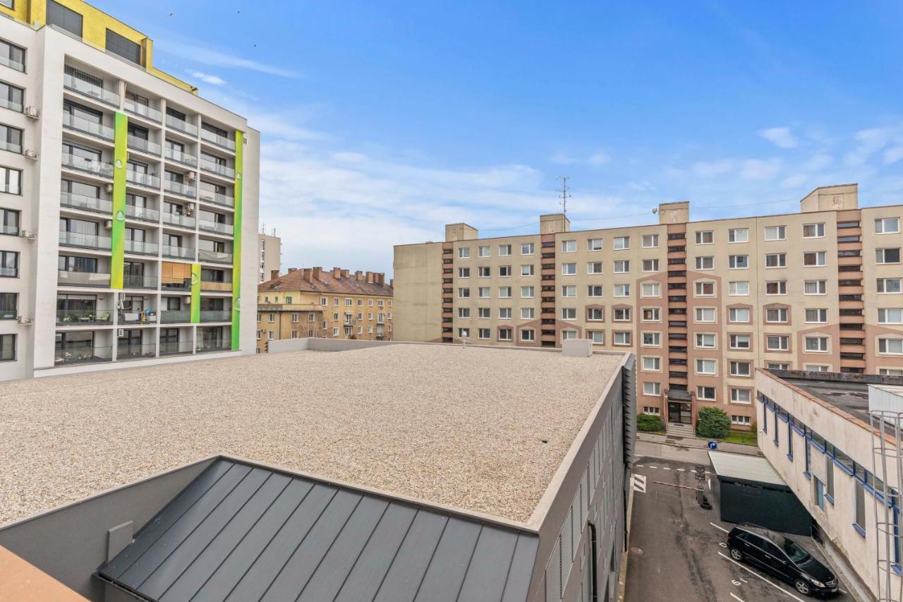 Lam Green - Ac -Balcony Bratislava Exterior foto